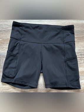 lululemon athletica Black High-Rise Bike Shorts with Side Pockets